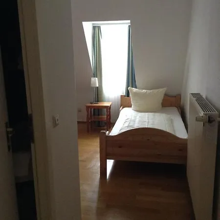 Hotel Zum Pfalzgrafen 2*