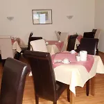 Hotel Zum Pfalzgrafen Отель Хайдельберг