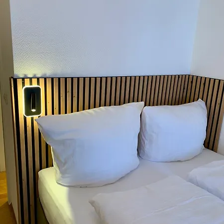 Hotel Zum Pfalzgrafen 2*